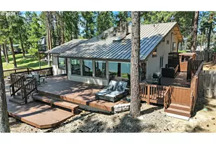 112 N Sentosa Lake Rd, Tygh Valley, OR 97063 - Photo 4