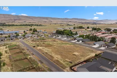 402 Lolly Ln, Dallesport, WA 98617 - Photo 28