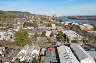 602 S Vermont St, Portland, OR 97219 - Photo 46