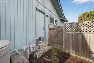 33904 SE Patricia Way, Scappoose, OR 97056 - Photo 42