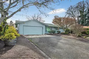 33904 SE Patricia Way, Scappoose, OR 97056 - Photo 2