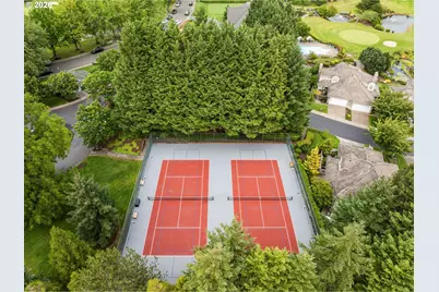 15715 NW Claremont Dr, Portland, OR 97229 - Photo 46