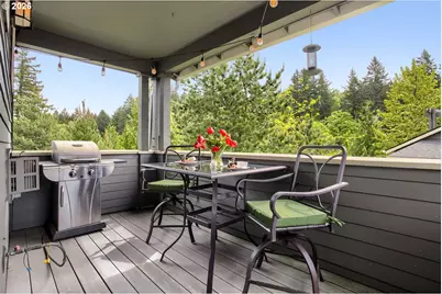 8601 SE Bristol Park Dr, Happy Valley, OR 97086 - Photo 12