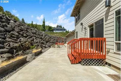 1696 NE Ruby Ct, Roseburg, OR 97470 - Photo 42