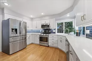 12350 SW Millview Ct, Portland, OR 97223 - Photo 14