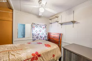 2400 SE Stratus Ave, McMinnville, OR 97128 - Photo 6