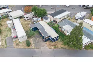 2400 SE Stratus Ave, McMinnville, OR 97128 - Photo 14