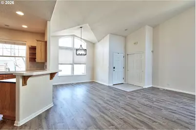 4856 NW Huserik Dr, Portland, OR 97210 - Photo 8
