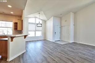 4856 NW Huserik Dr, Portland, OR 97210 - Photo 8