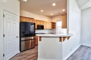 4856 NW Huserik Dr, Portland, OR 97210 - Photo 12