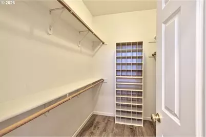 4856 NW Huserik Dr, Portland, OR 97210 - Photo 28