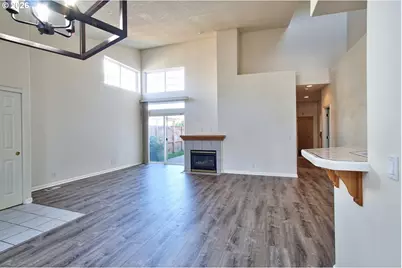 4856 NW Huserik Dr, Portland, OR 97210 - Photo 6