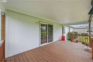 141 Village Dr, Cottage Grove, OR 97424 - Photo 42