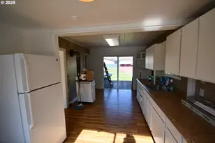 2829 W 9th St, The Dalles, OR 97058 - Photo 22