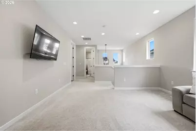 27621 SW Alder Ln, Wilsonville, OR 97070 - Photo 10