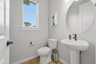 27621 SW Alder Ln, Wilsonville, OR 97070 - Photo 6