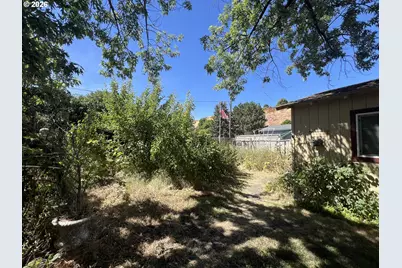 219 Catherine Ave, Milton-Freewater, OR 97862 - Photo 18
