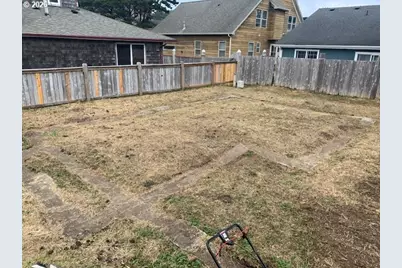 3236 NW Keel Ave, Lincoln City, OR 97367 - Photo 2