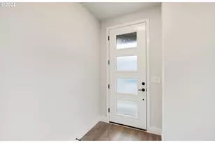 3897 W 4th St, Washougal, WA 98671 - Photo 2