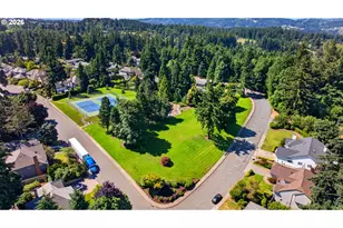 1334 Troon Dr, West Linn, OR 97068 - Photo 44