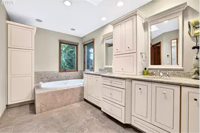 1334 Troon Dr, West Linn, OR 97068 - Photo 28