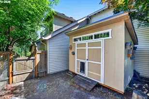 1334 Troon Dr, West Linn, OR 97068 - Photo 42
