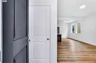 6212 NE 43rd St, Vancouver, WA 98661 - Photo 2