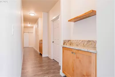 1811 NE Alameda Ave, Roseburg, OR 97470 - Photo 26