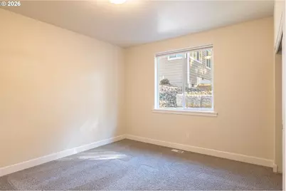 1811 NE Alameda Ave, Roseburg, OR 97470 - Photo 42