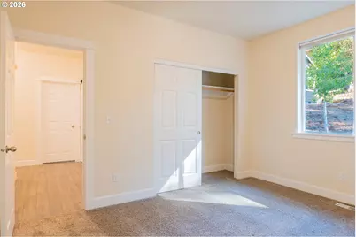 1811 NE Alameda Ave, Roseburg, OR 97470 - Photo 38