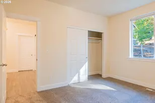 1811 NE Alameda Ave, Roseburg, OR 97470 - Photo 38