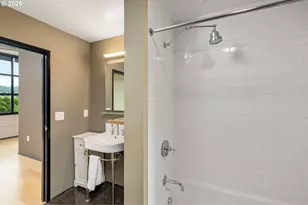 1400 NW Irving St, Portland, OR 97209 - Photo 16