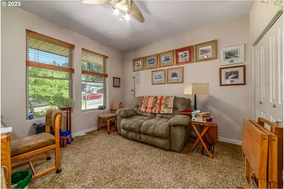 48482 E Meadow Way, Oakridge, OR 97463 - Photo 28