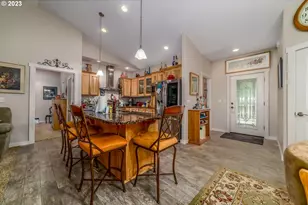 48482 E Meadow Way, Oakridge, OR 97463 - Photo 26