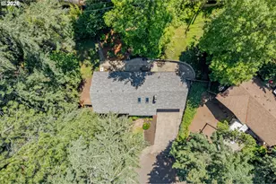 70 Coachman Dr, Eugene, OR 97405 - Photo 46