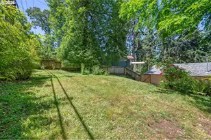 70 Coachman Dr, Eugene, OR 97405 - Photo 40