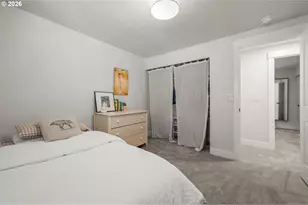 70 Coachman Dr, Eugene, OR 97405 - Photo 20