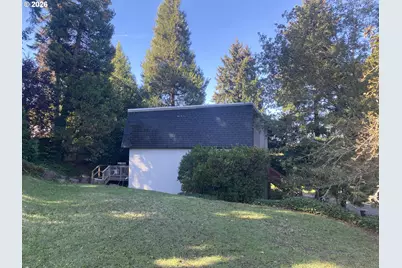 3120 W 19th Ave, Eugene, OR 97405 - Photo 2