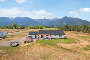 43949 Pocahontas Rd, Baker City, OR 97814 - Photo 2