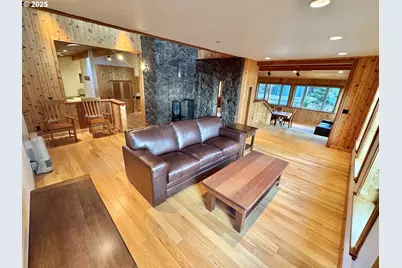 94330 Schreiber Dr, Gold Beach, OR 97444 - Photo 12