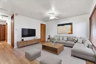 1630 SE 88th Ave, Portland, OR 97216 - Photo 12