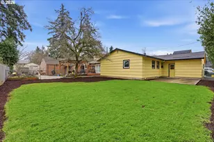 1630 SE 88th Ave, Portland, OR 97216 - Photo 4