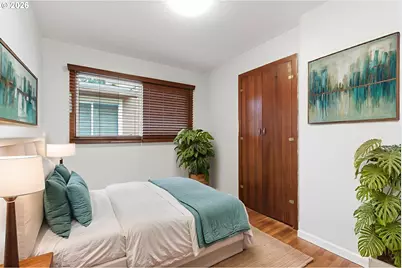 1630 SE 88th Ave, Portland, OR 97216 - Photo 16