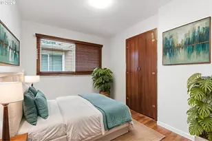 1630 SE 88th Ave, Portland, OR 97216 - Photo 16