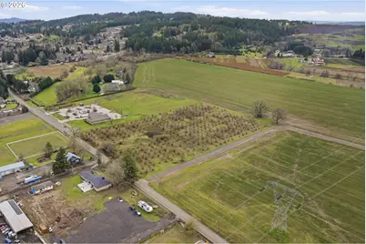 21750 SW Rosedale Rd, Beaverton, OR 97078 - Photo 2