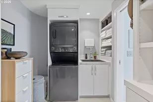 240 Greenridge Dr, Lake Oswego, OR 97035 - Photo 22