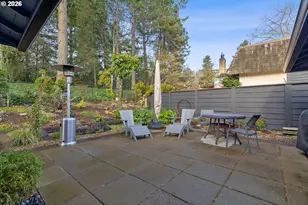 240 Greenridge Dr, Lake Oswego, OR 97035 - Photo 30