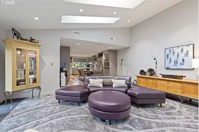 240 Greenridge Dr, Lake Oswego, OR 97035 - Photo 10