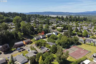 1225 SE Chapman Ave, Troutdale, OR 97060 - Photo 34