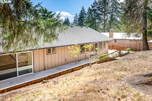 1760 Graham Dr, Eugene, OR 97405 - Photo 38